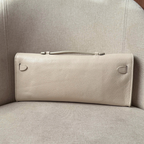 Pochette ivoire en cuir et boucle dorée made in Italy - Fiorella