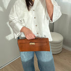Pochette camel en cuir et boucle dorée made in Italy - Fiorella
