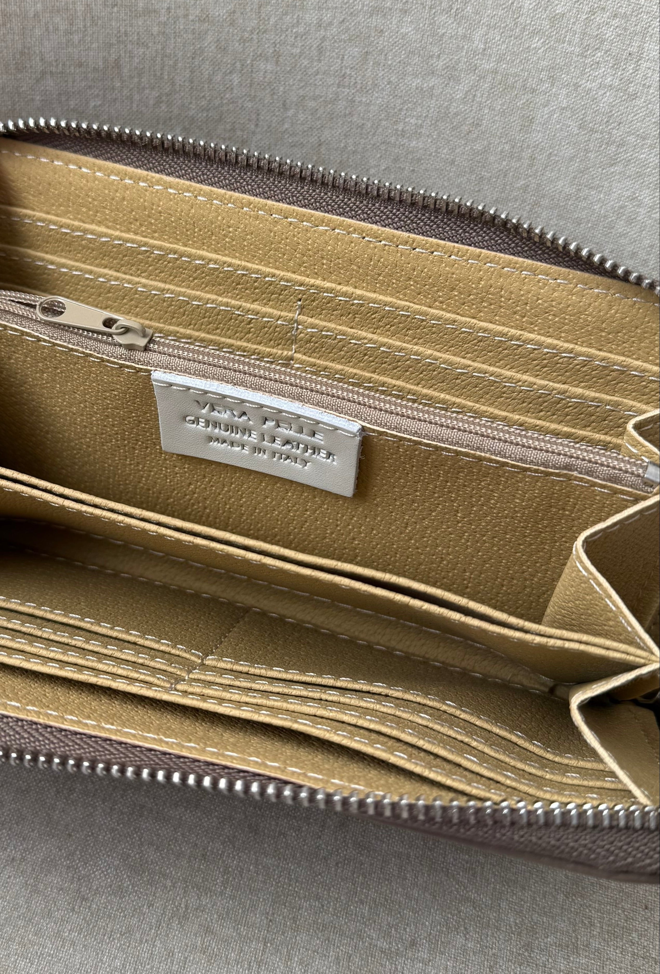 Portefeuille taupe en cuir made in Italy - Fiorella