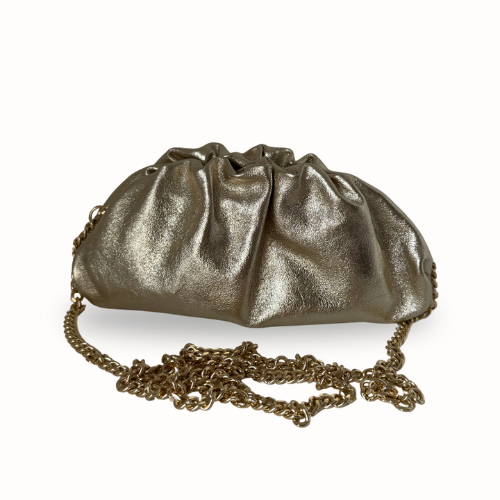 Pochette en cuir doré Giuseppa fabriquée en Italie, portée main ou bandoulière