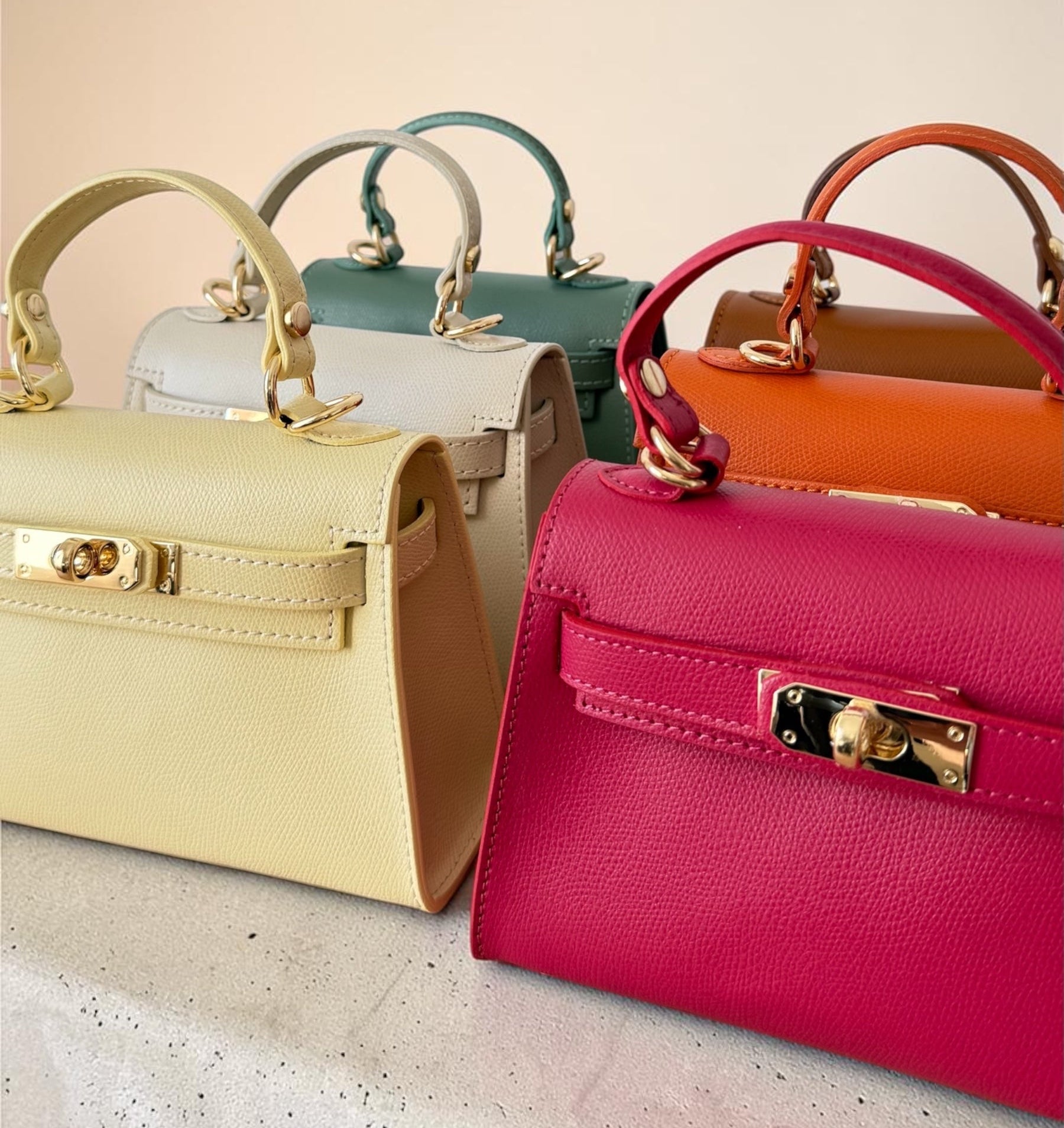 Sac à bandoulière en cuir et boucle dorée made in italy - Fiorella