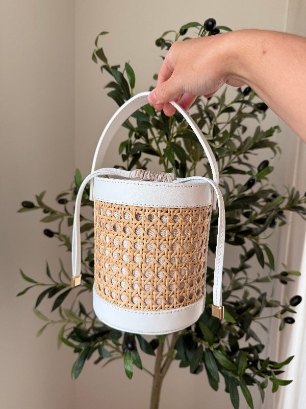 Sac seau été en cuir blanc et canage pour femme made in Italy