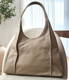 sac hobo taupe en cuir fabrique en Italie pour femme