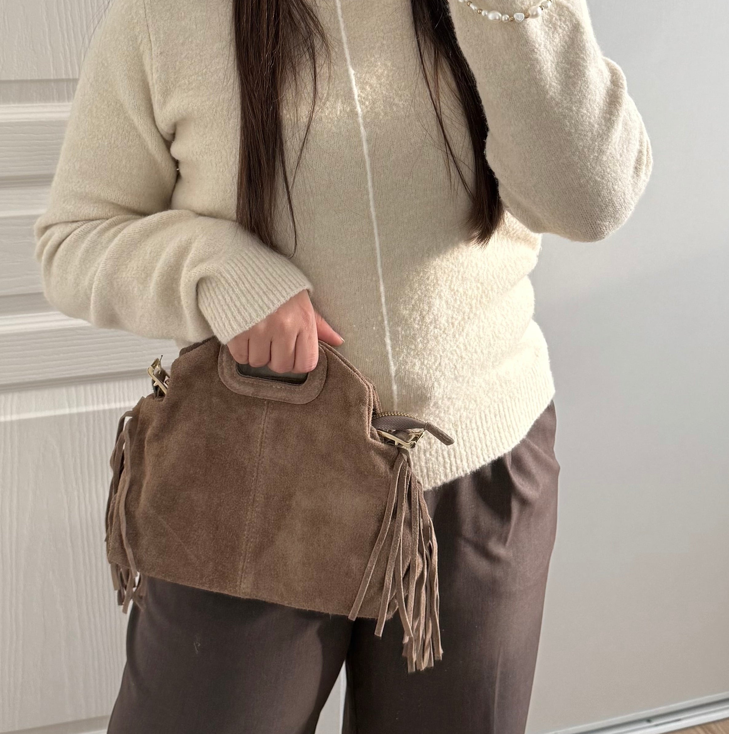 sac a bandoulière taupe en cuir a franges made in italy
